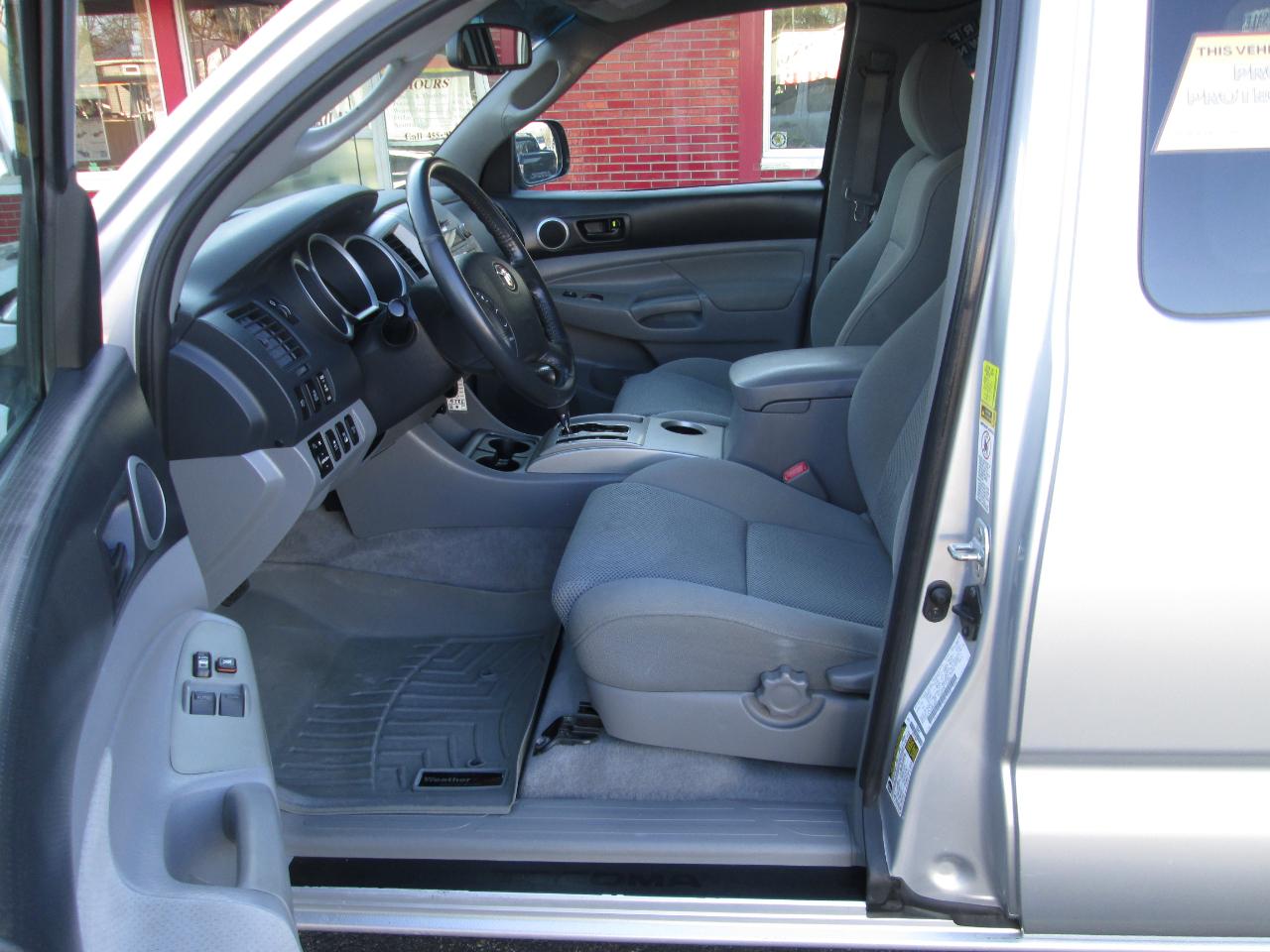 Toyota Tacoma Access Cab V6 Automatic 4WD 2011