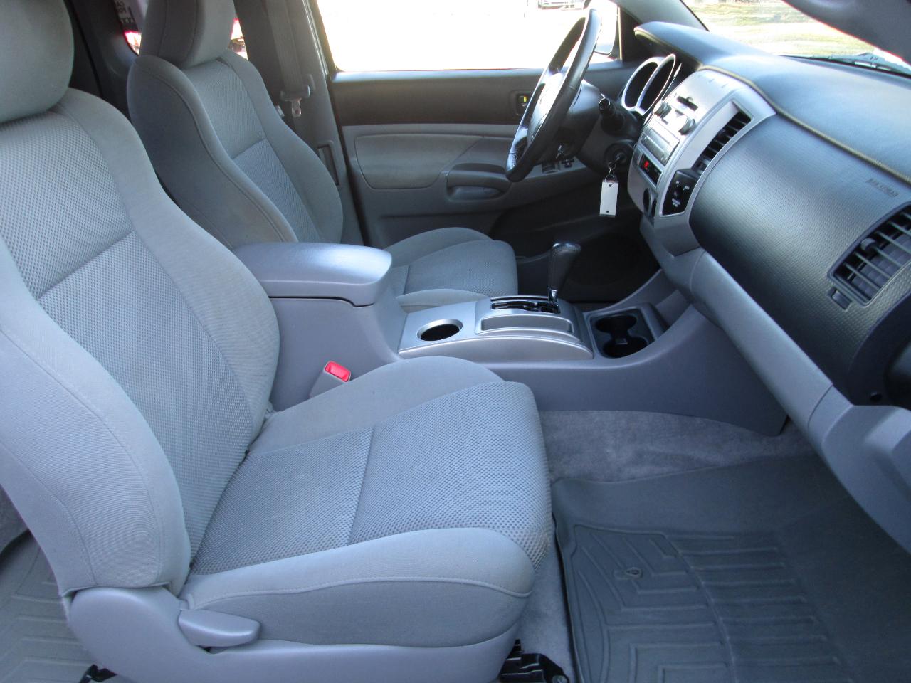 Toyota Tacoma Access Cab V6 Automatic 4WD 2011