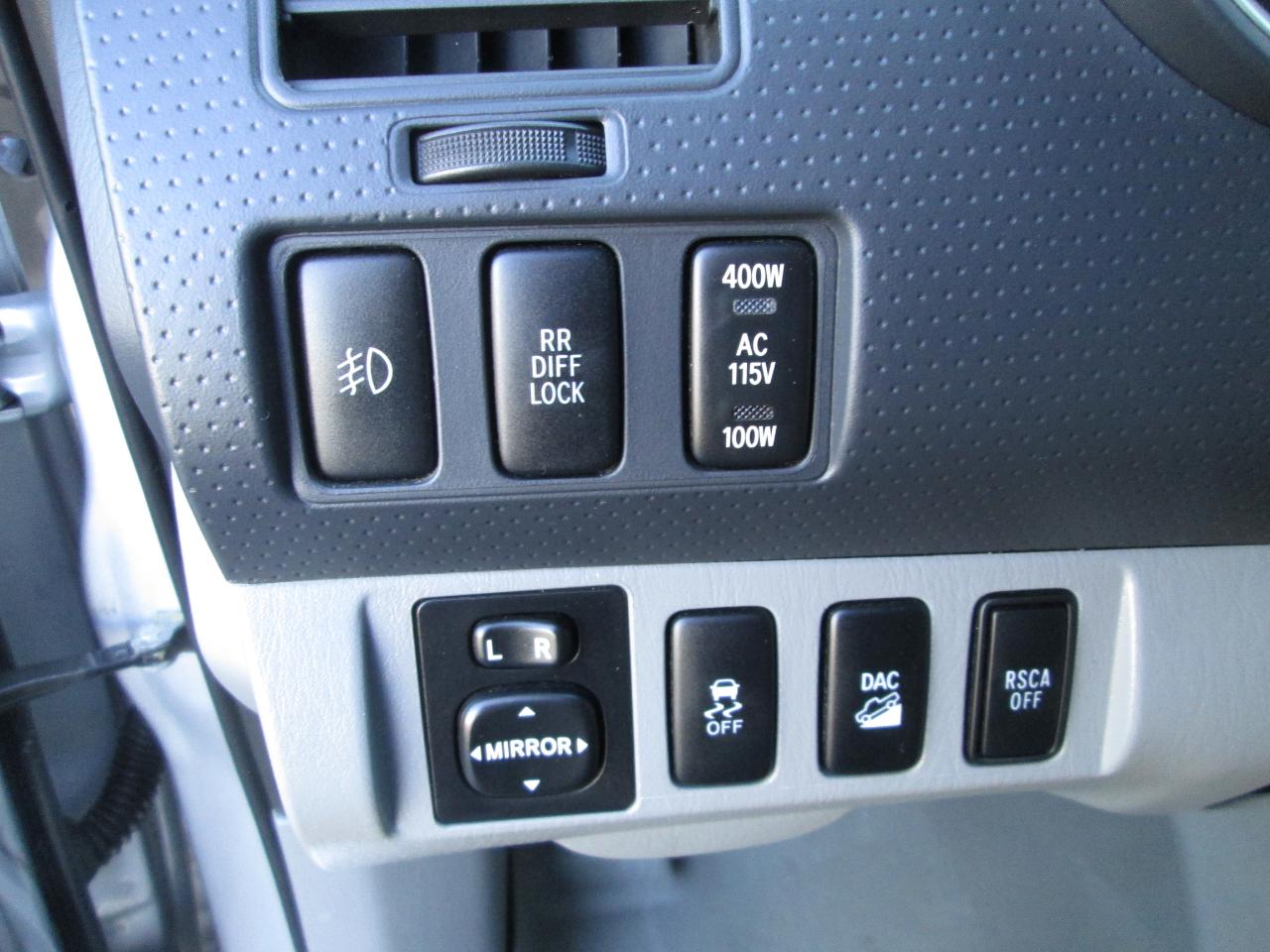 Toyota Tacoma Access Cab V6 Automatic 4WD 2011