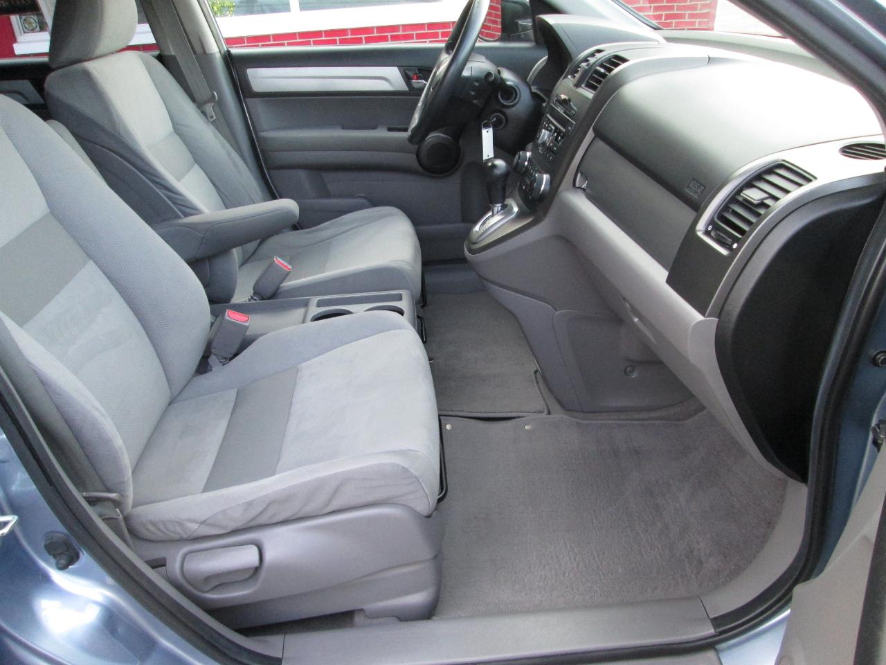 Honda CR-V SE 4WD 5-Speed AT 2011