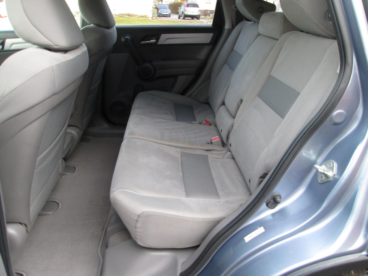 Honda CR-V SE 4WD 5-Speed AT 2011