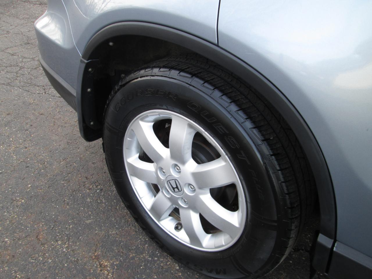 Honda CR-V SE 4WD 5-Speed AT 2011