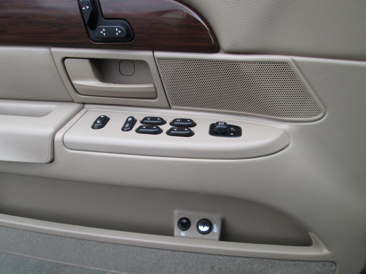 Mercury Grand Marquis LS Ultimate 2003