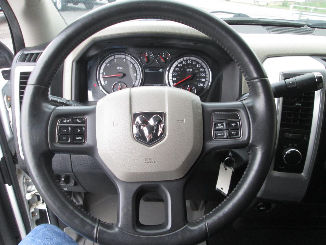 RAM 1500 Outdoorsman 4x4 Crew Cab 5'7" Box 2012