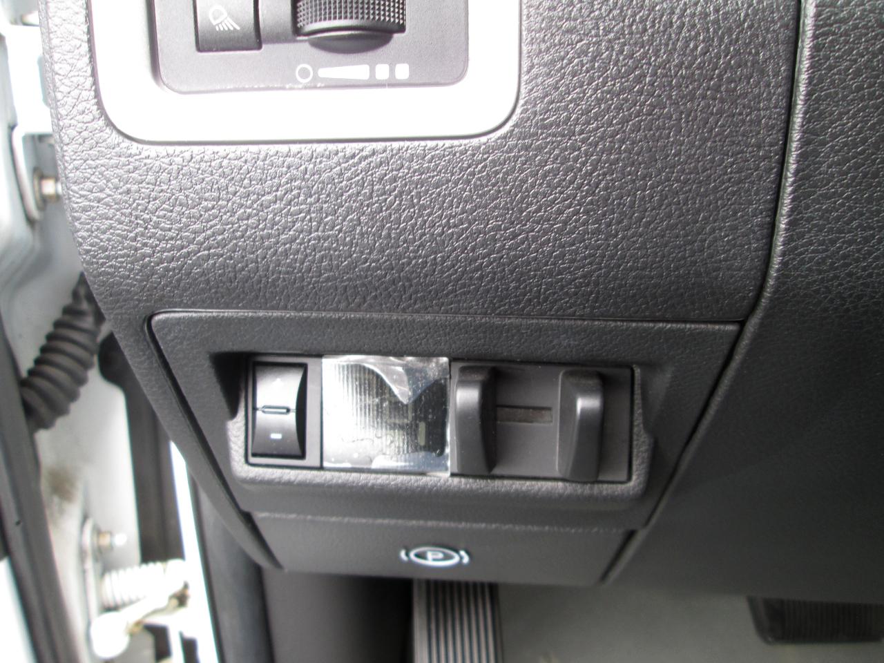 RAM 1500 Outdoorsman 4x4 Crew Cab 5'7" Box 2012