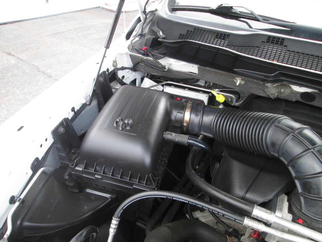 RAM 1500 Outdoorsman 4x4 Crew Cab 5'7" Box 2012