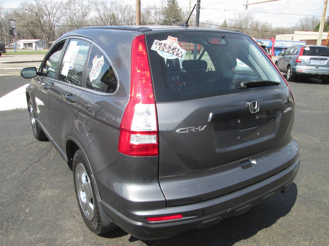 Honda CR-V LX 4WD 5-Speed AT 2011