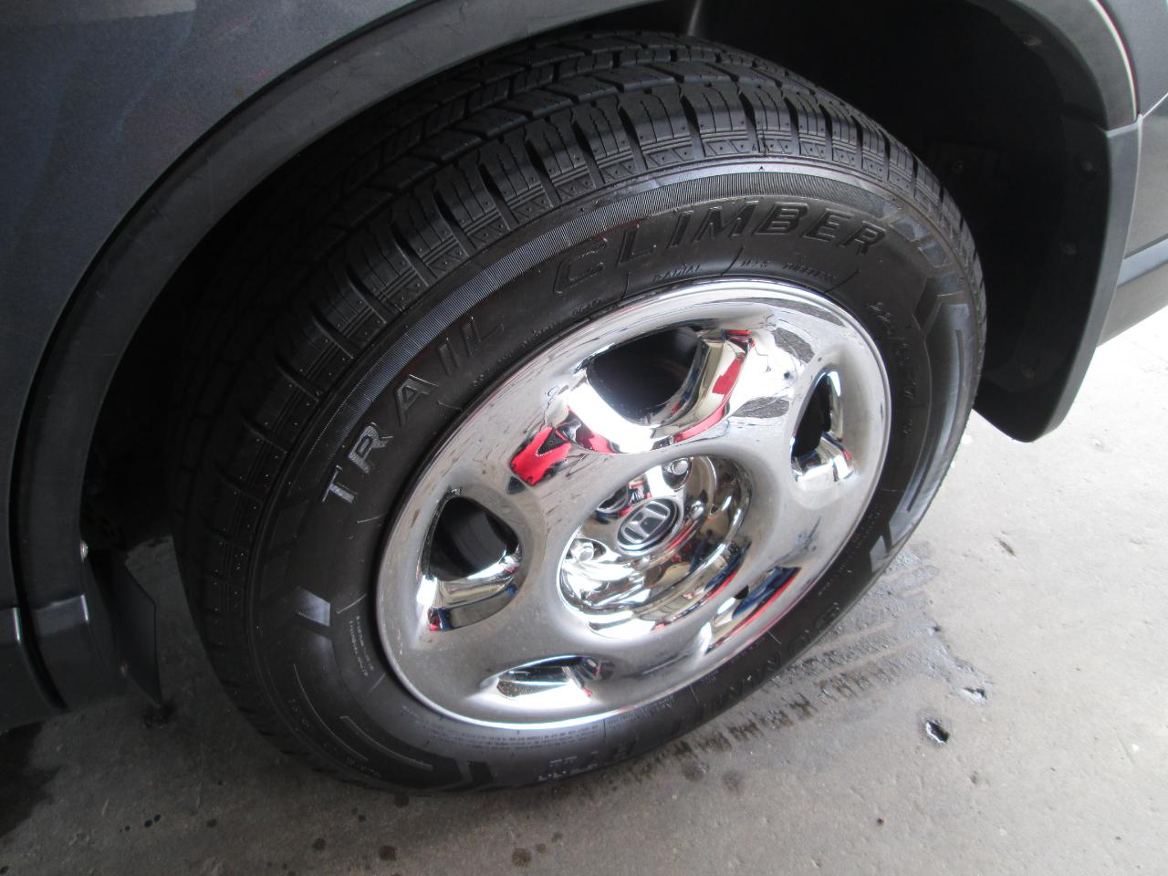 Honda CR-V LX 4WD 5-Speed AT 2011