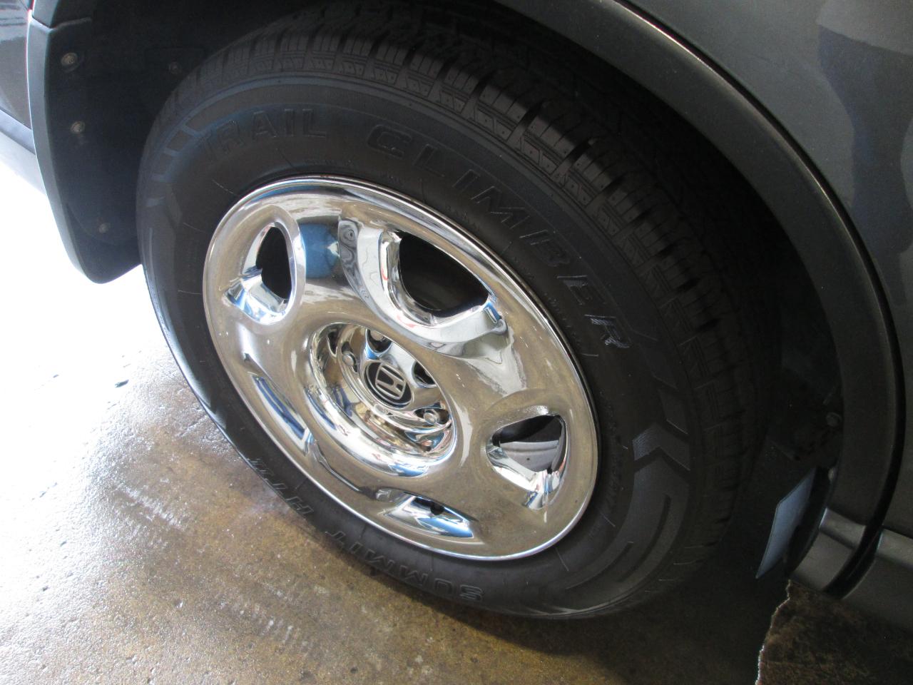 Honda CR-V LX 4WD 5-Speed AT 2011