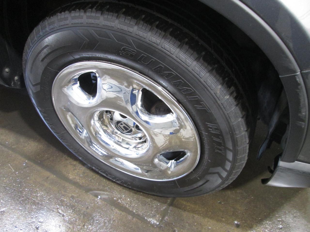 Honda CR-V LX 4WD 5-Speed AT 2011