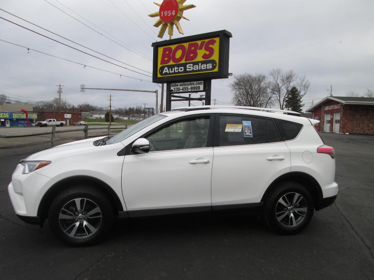 Toyota RAV4 XLE FWD 2016
