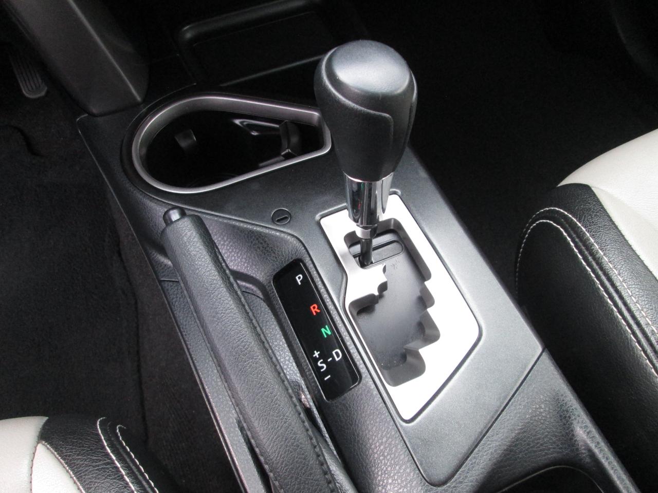 Toyota RAV4 XLE FWD 2016