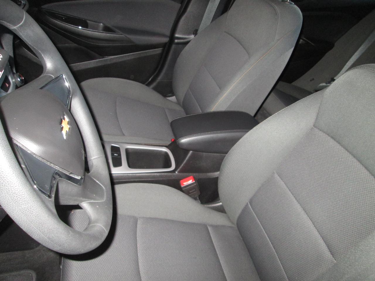 Chevrolet Cruze LS Auto 2018