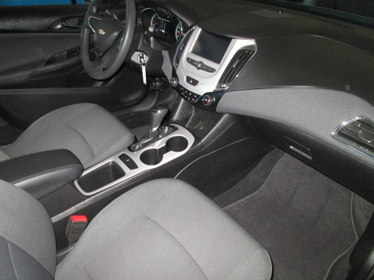 Chevrolet Cruze LS Auto 2018