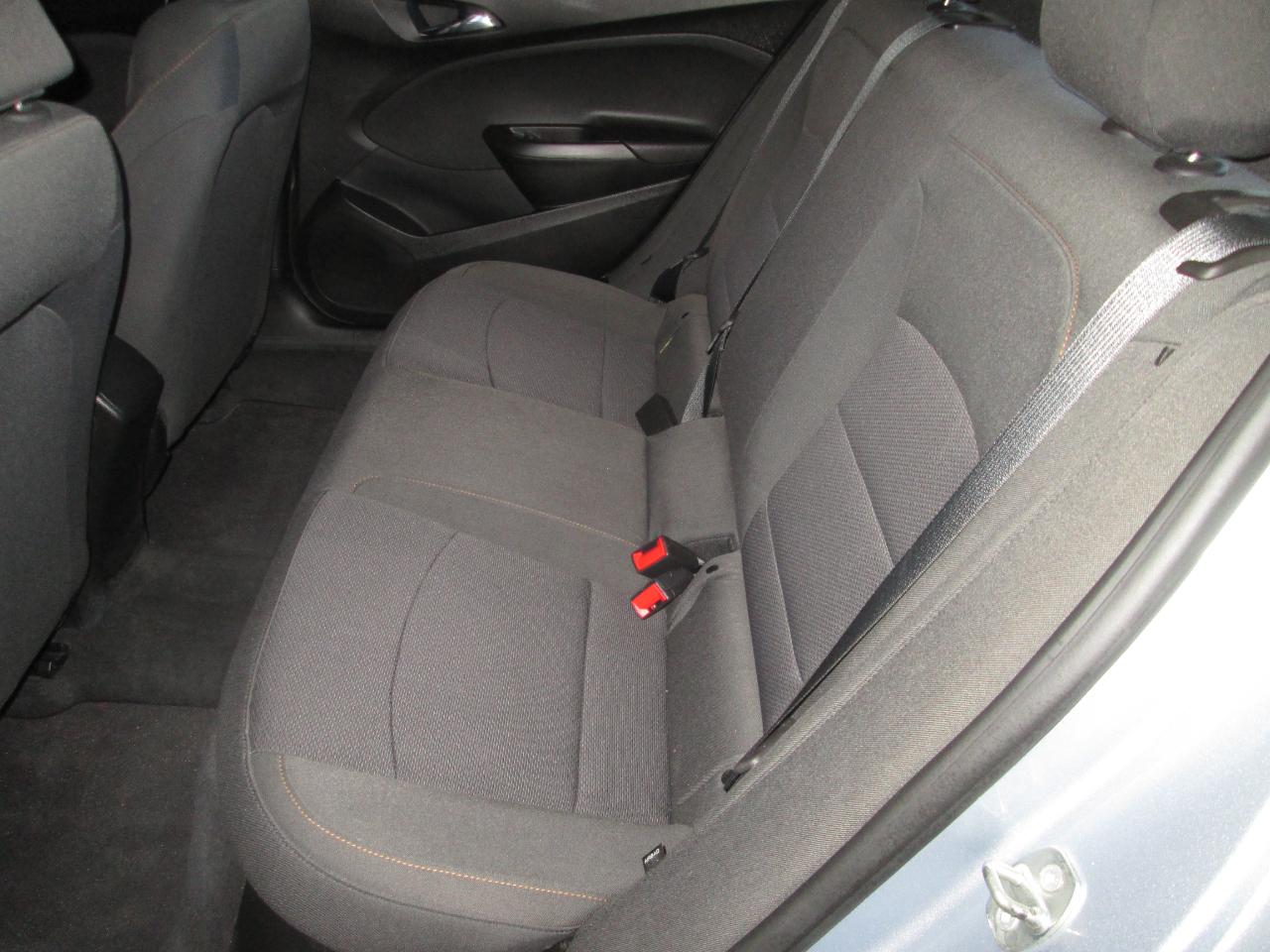 Chevrolet Cruze LS Auto 2018