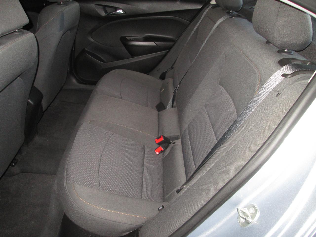 Chevrolet Cruze LS Auto 2018