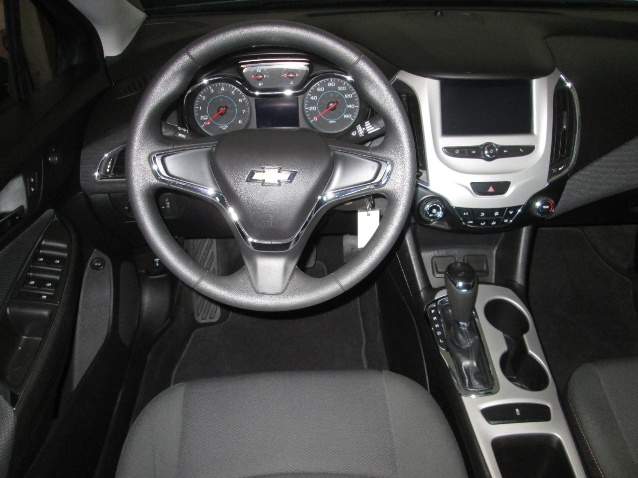 Chevrolet Cruze LS Auto 2018