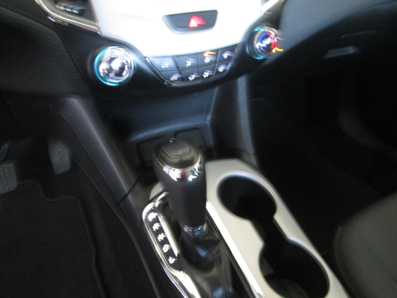 Chevrolet Cruze LS Auto 2018