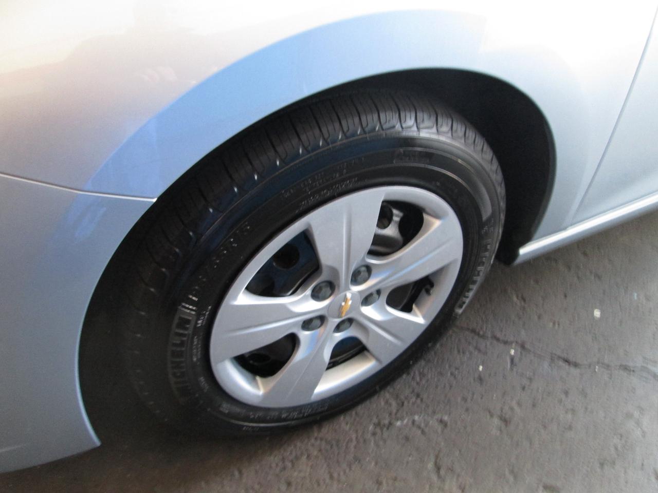 Chevrolet Cruze LS Auto 2018