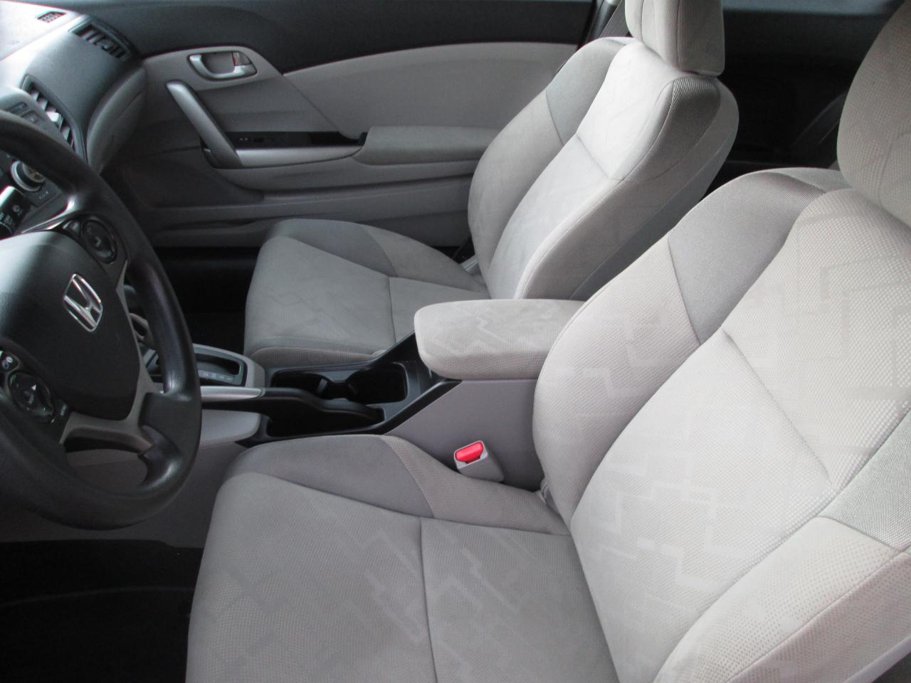 Honda Civic LX Coupe 5-Speed AT 2012