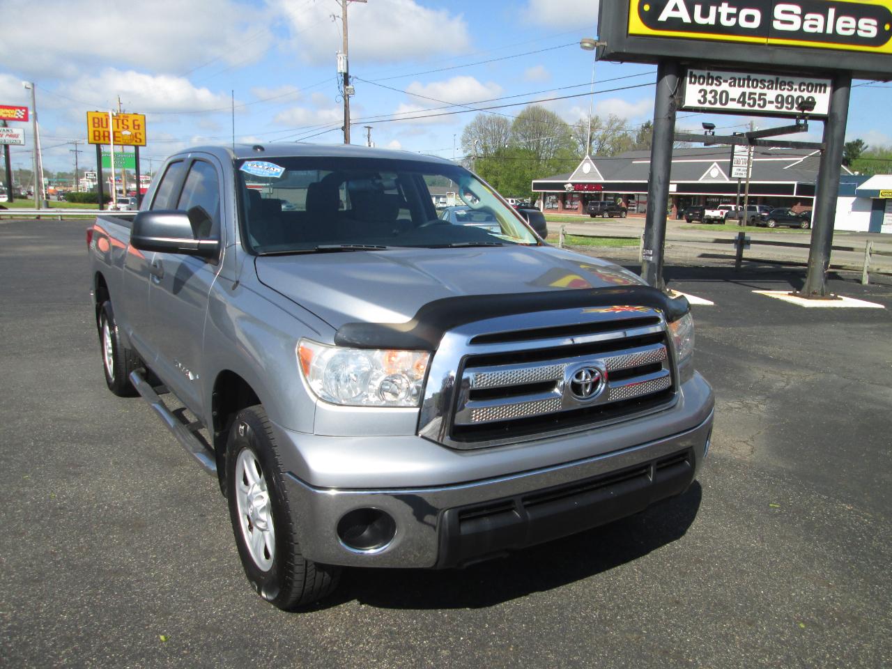 Toyota Tundra Tundra-Grade Double Cab 4.6L 4WD 2011