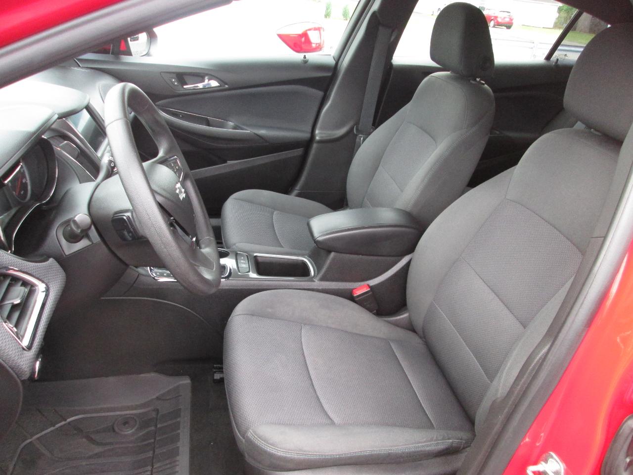 Chevrolet Cruze LT Hatchback 2019