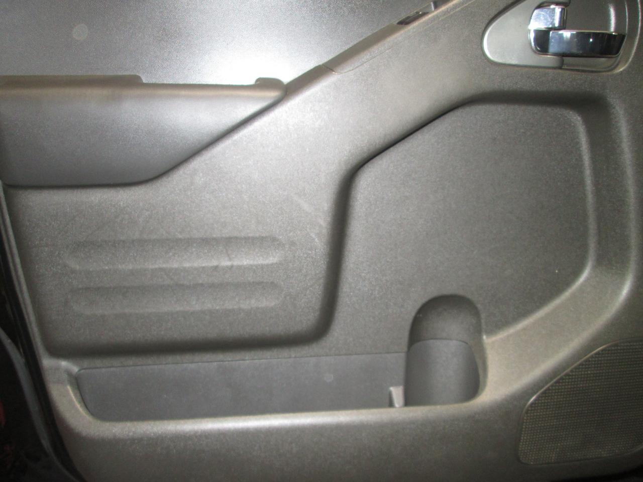 Nissan Frontier  2015