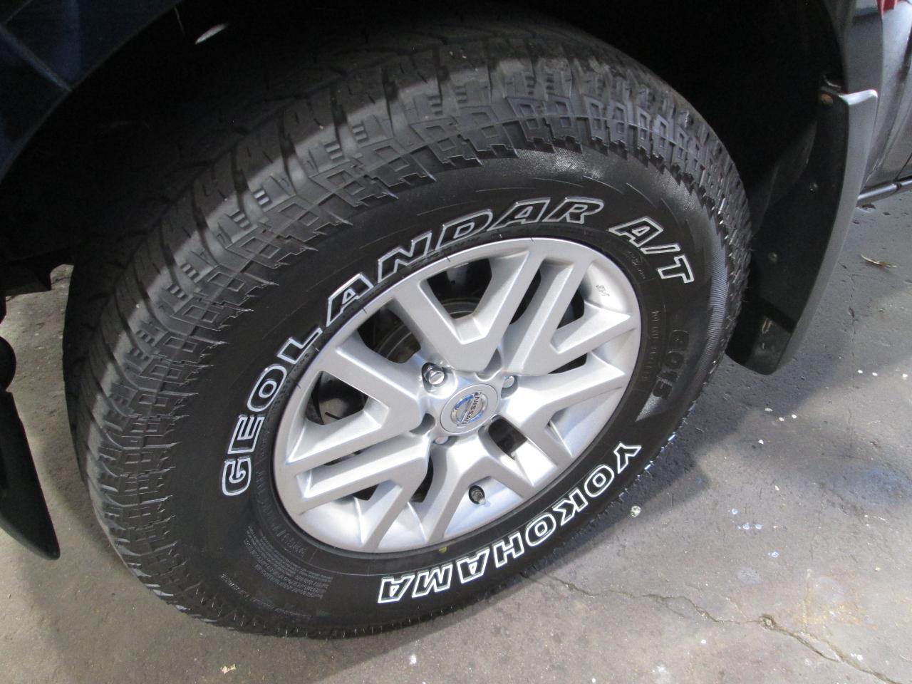 Nissan Frontier  2015