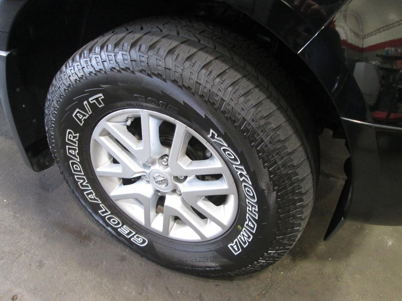 Nissan Frontier  2015