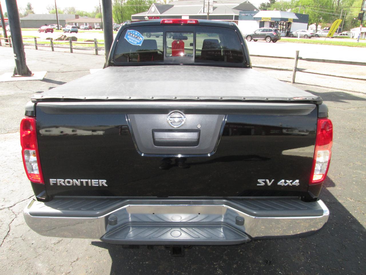 Nissan Frontier  2015