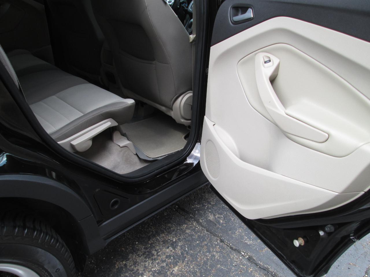 Ford Escape SE FWD 2013