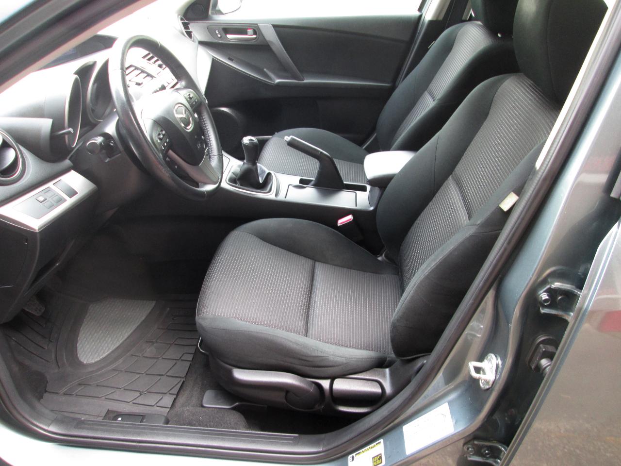 Mazda MAZDA3 I Touring 5-Door 2012