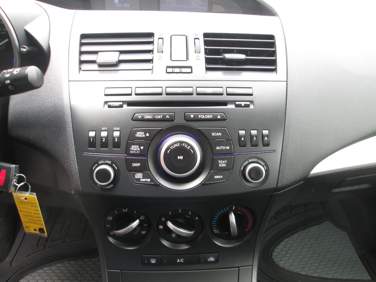 Mazda MAZDA3 I Touring 5-Door 2012