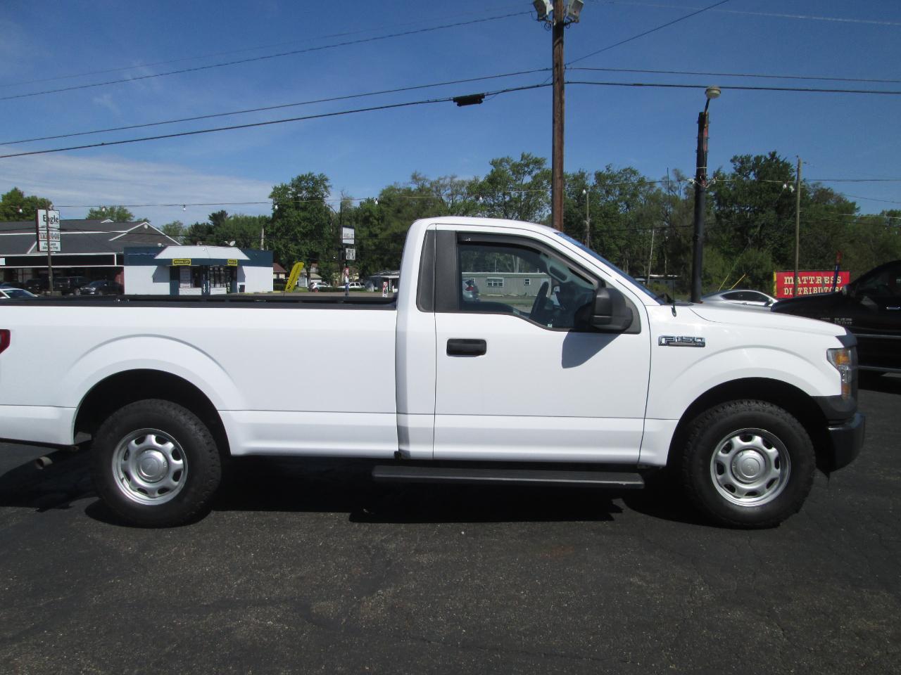 Ford F-150 XL 8-ft. Bed 2WD 2016