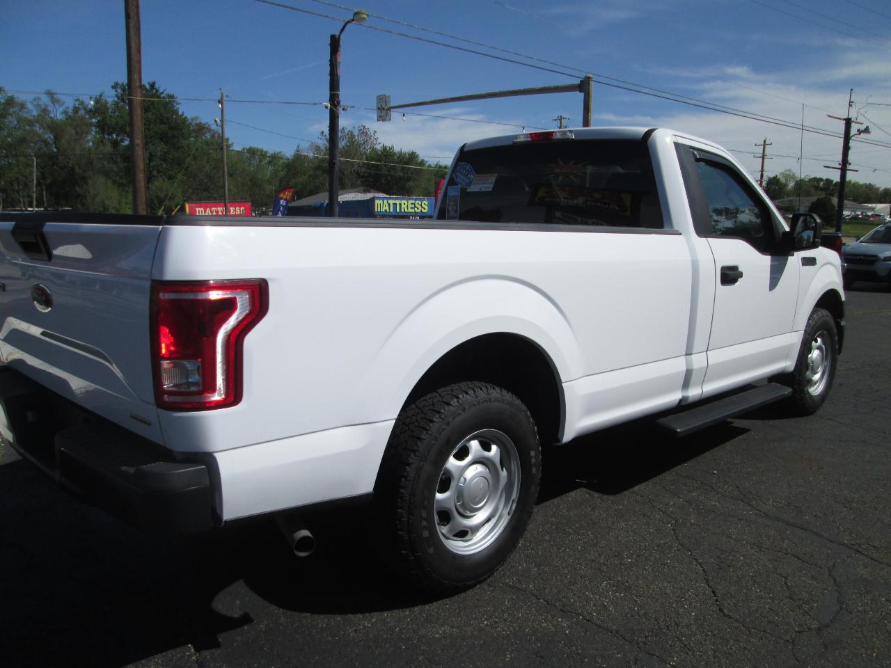 Ford F-150 XL 8-ft. Bed 2WD 2016