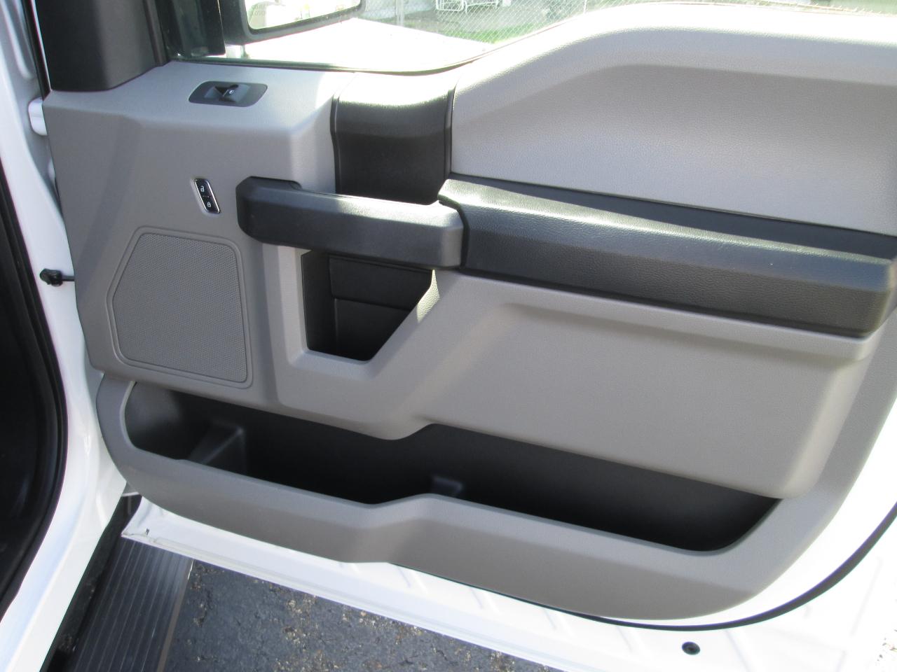 Ford F-150 XL 8-ft. Bed 2WD 2016