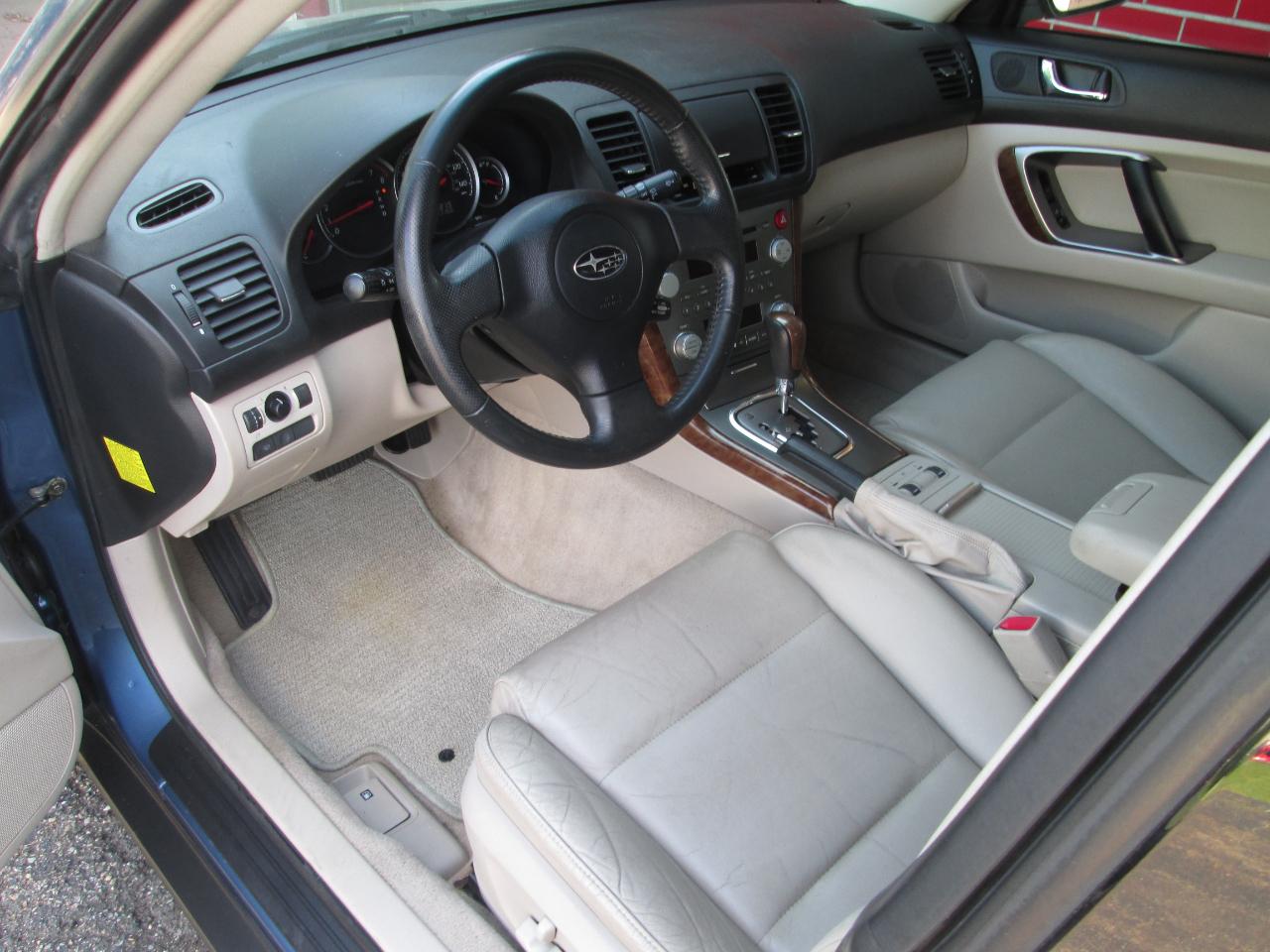 Subaru Outback 2.5i Limited Wagon 2007
