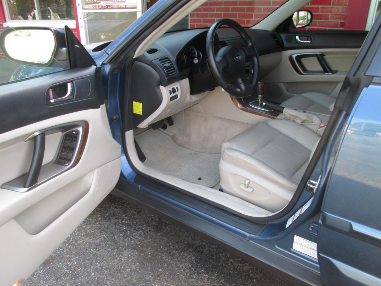 Subaru Outback 2.5i Limited Wagon 2007