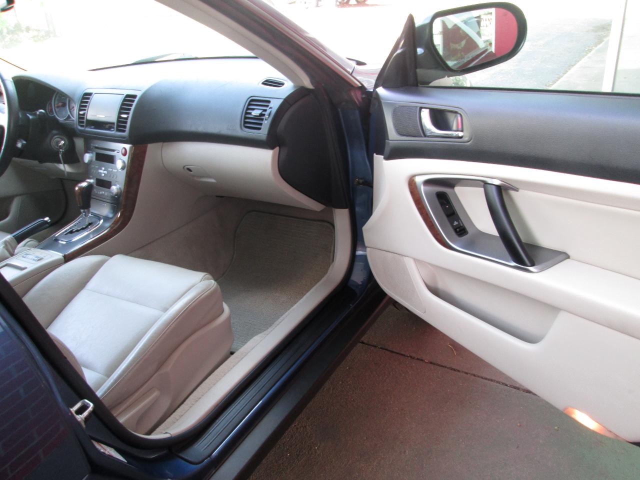 Subaru Outback 2.5i Limited Wagon 2007