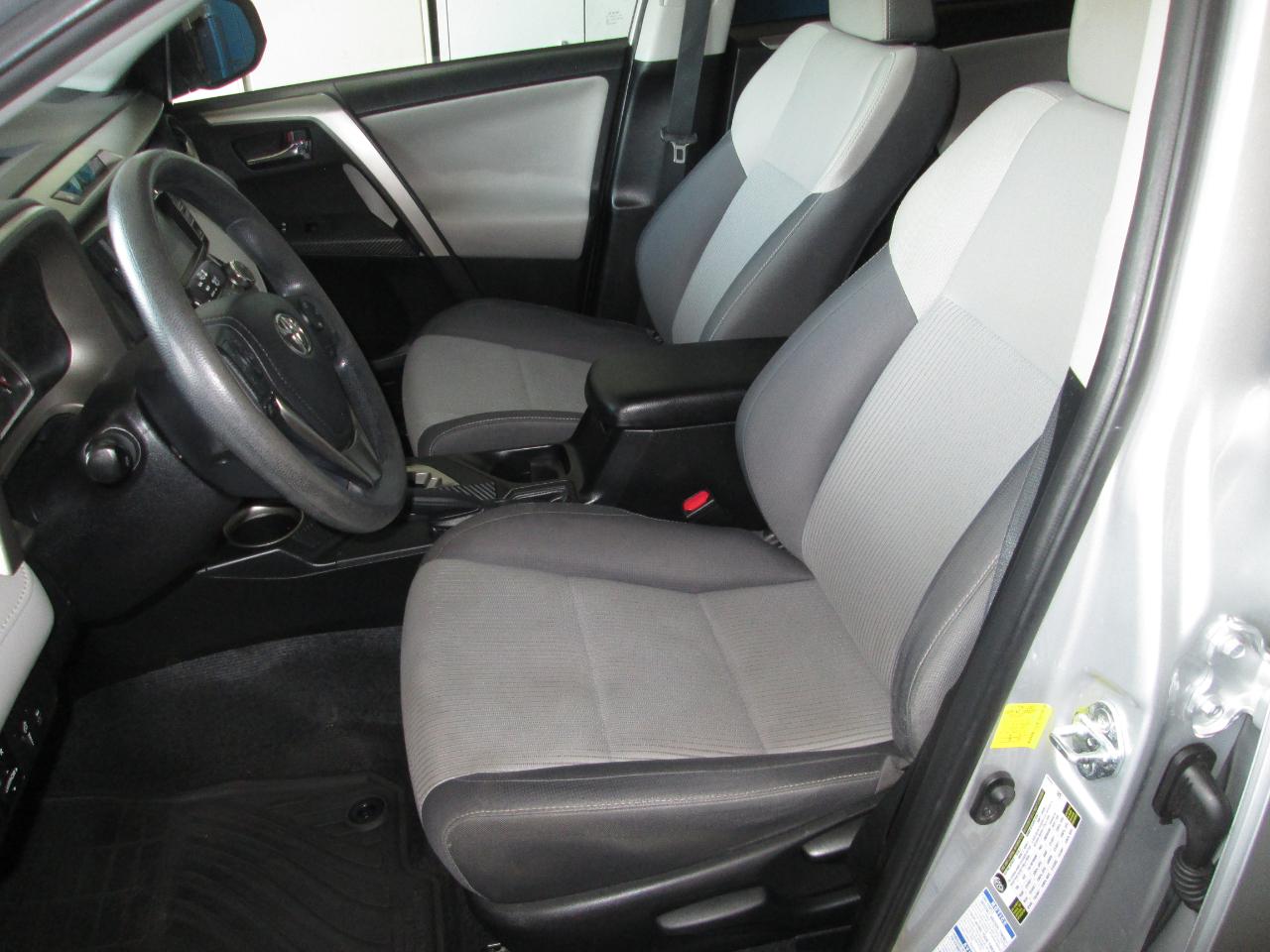 Toyota RAV4 XLE AWD 2014