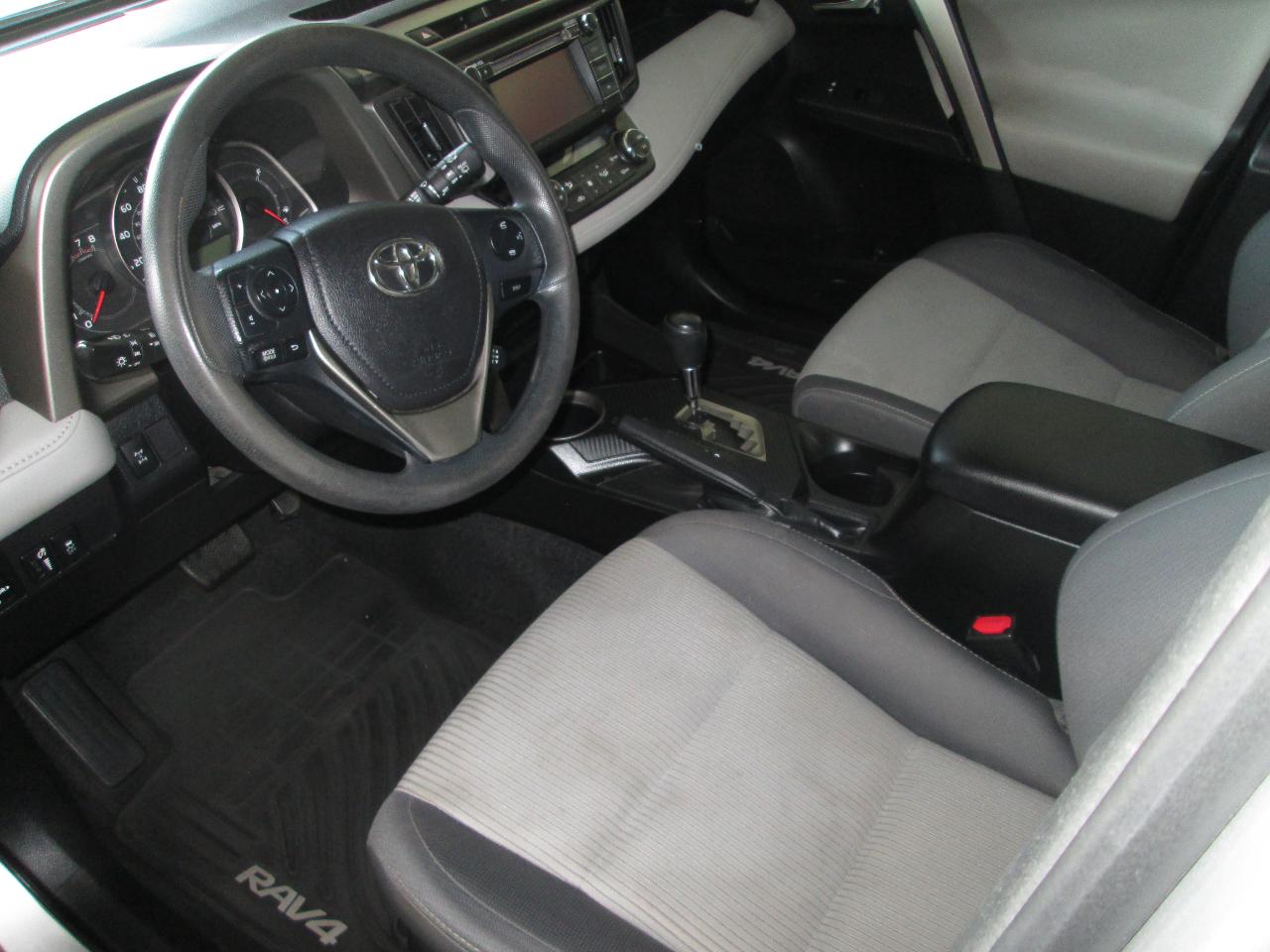 Toyota RAV4 XLE AWD 2014