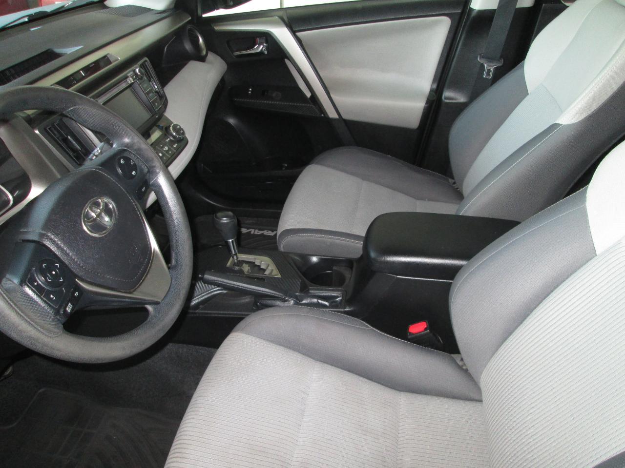 Toyota RAV4 XLE AWD 2014