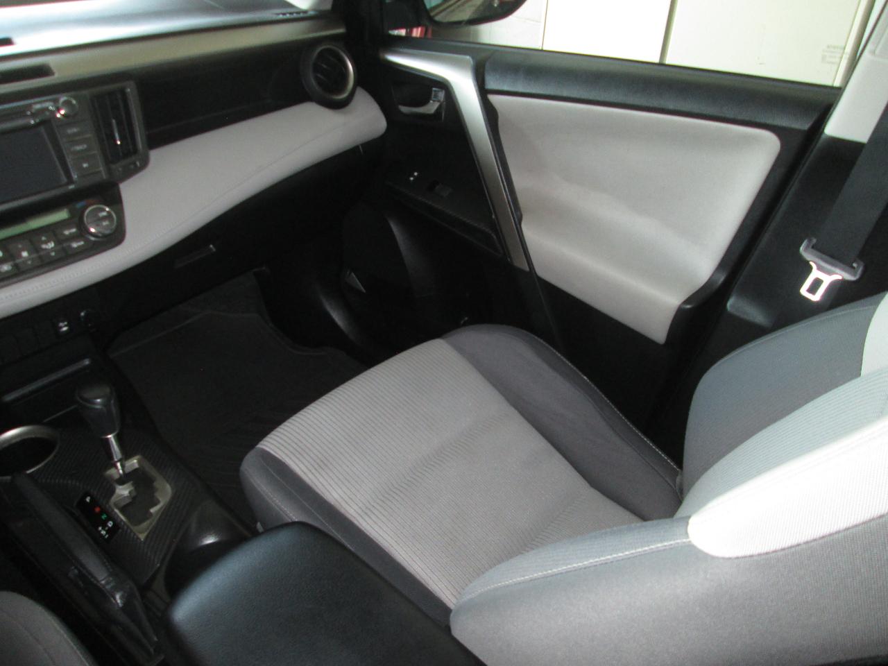 Toyota RAV4 XLE AWD 2014