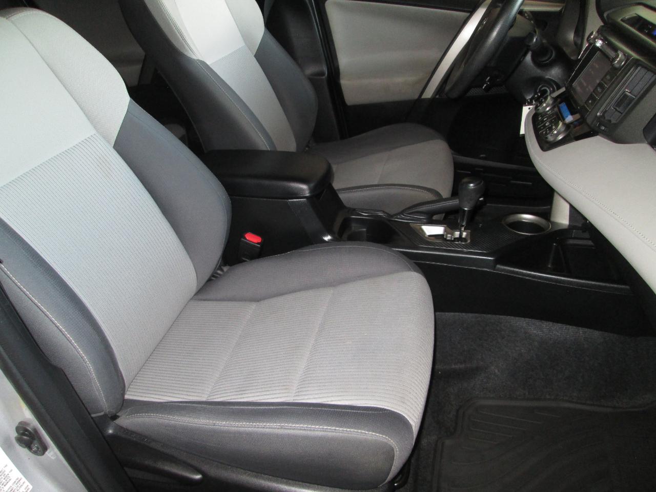 Toyota RAV4 XLE AWD 2014