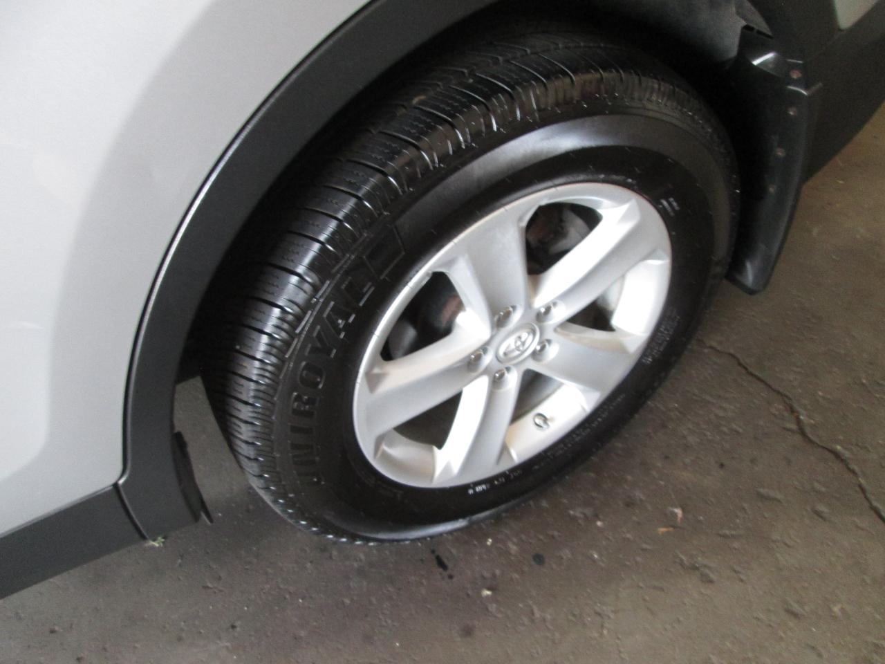 Toyota RAV4 XLE AWD 2014