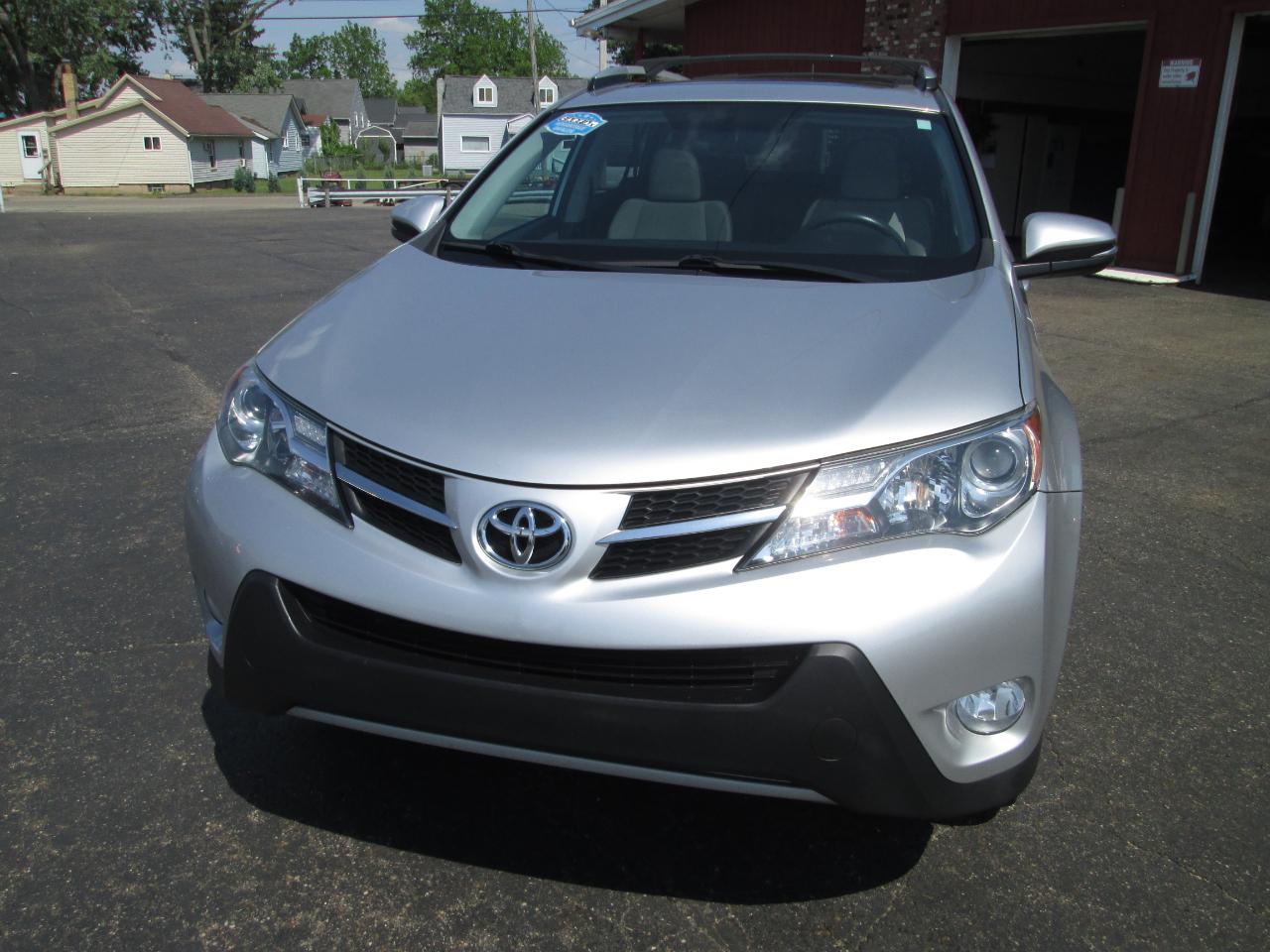 Toyota RAV4 XLE AWD 2014