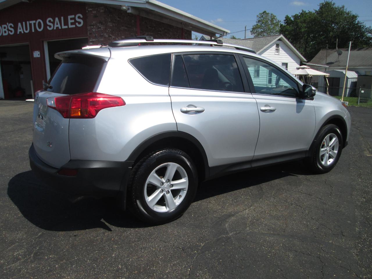 Toyota RAV4 XLE AWD 2014