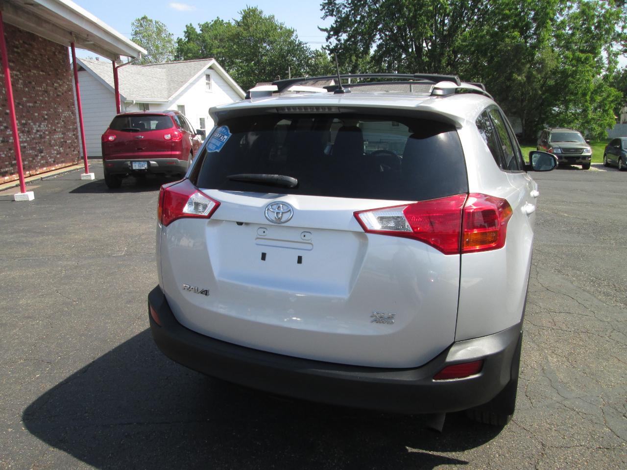 Toyota RAV4 XLE AWD 2014