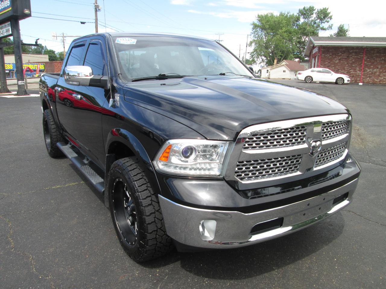 RAM 1500 Laramie Crew Cab SWB 4WD 2013