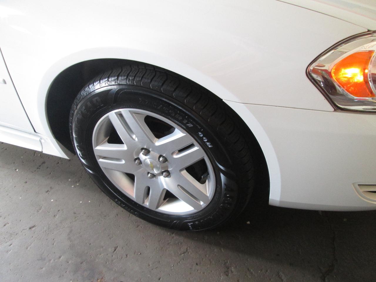 Chevrolet Impala  2012